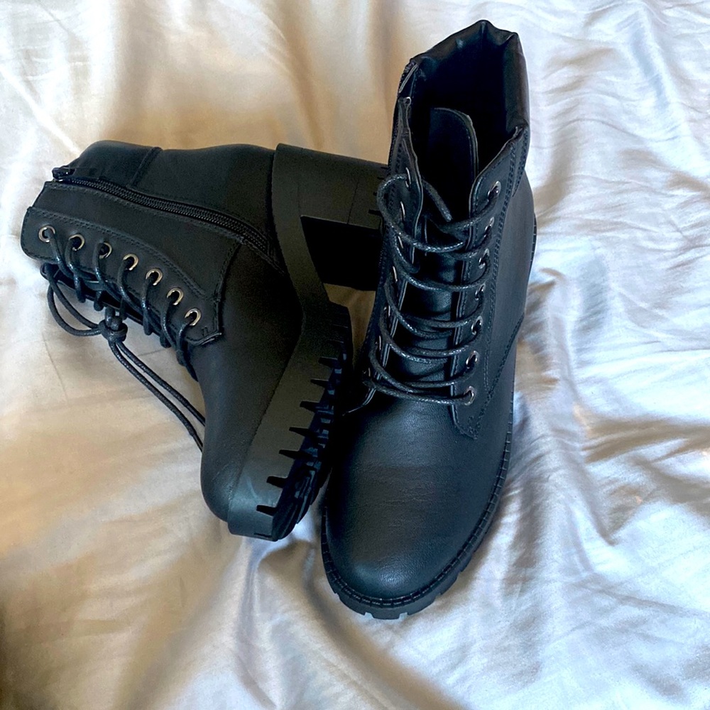 Top moda combat boots